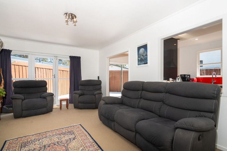Photo of property in 86 Universal Drive, Henderson, Auckland, 0610