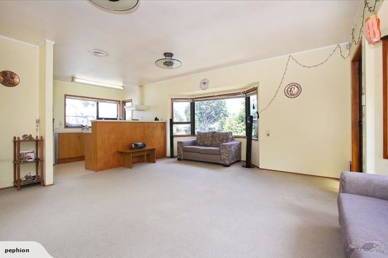 Photo of property in 4/20 Reid Road, New Lynn, Auckland, 0600