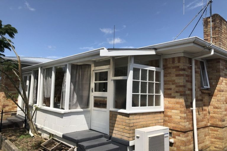 Photo of property in 160 Old Farm Road, Hamilton East, Hamilton, 3216