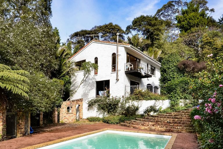 Photo of property in 317 Huia Road, Titirangi, Auckland, 0604