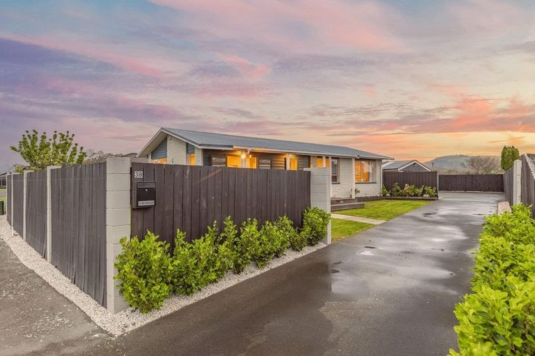 Photo of property in 38 Bayswater Crescent, Bromley, Christchurch, 8062