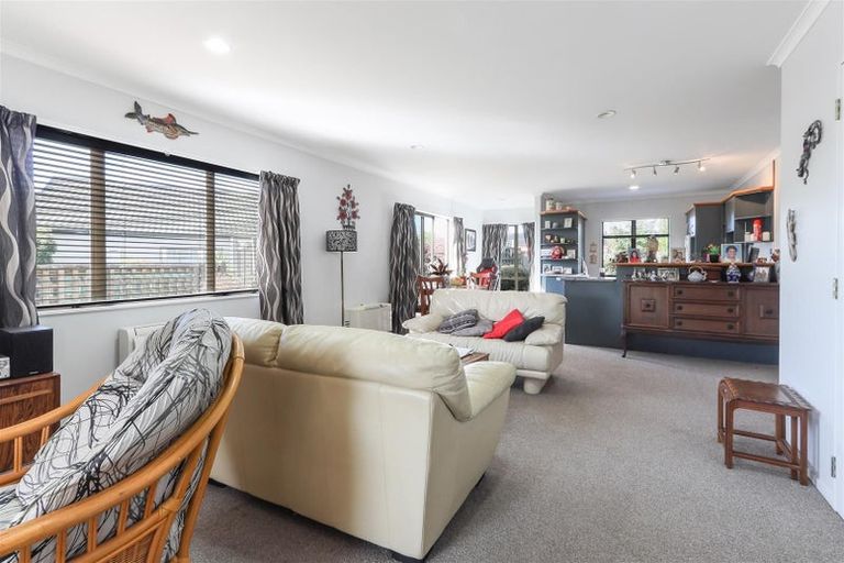 Photo of property in 285 Vaughan Road, Owhata, Rotorua, 3010