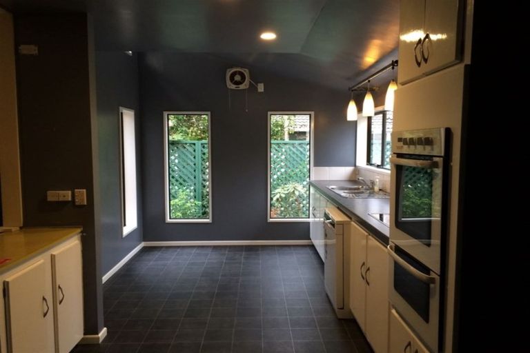 Photo of property in 53 Parkstone Avenue, Ilam, Christchurch, 8041