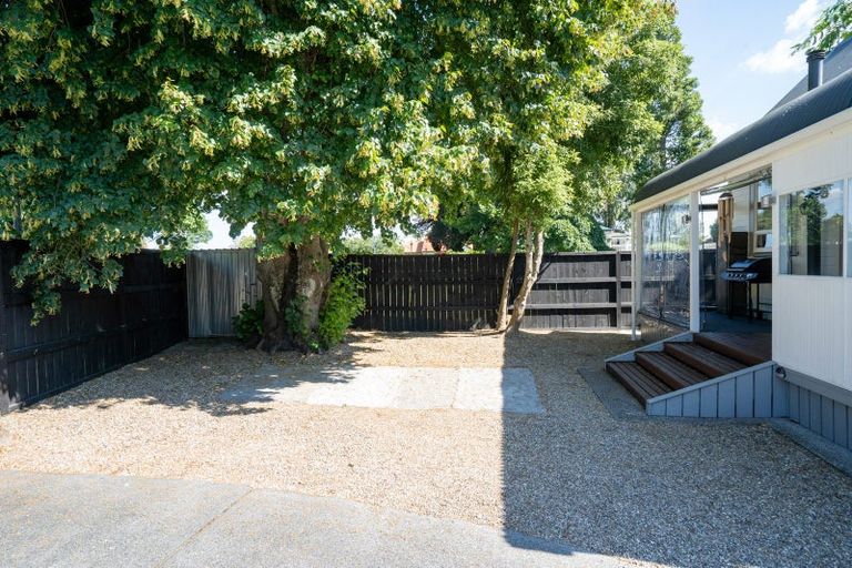 Photo of property in 1/201 Victoria Street, Cambridge, 3434