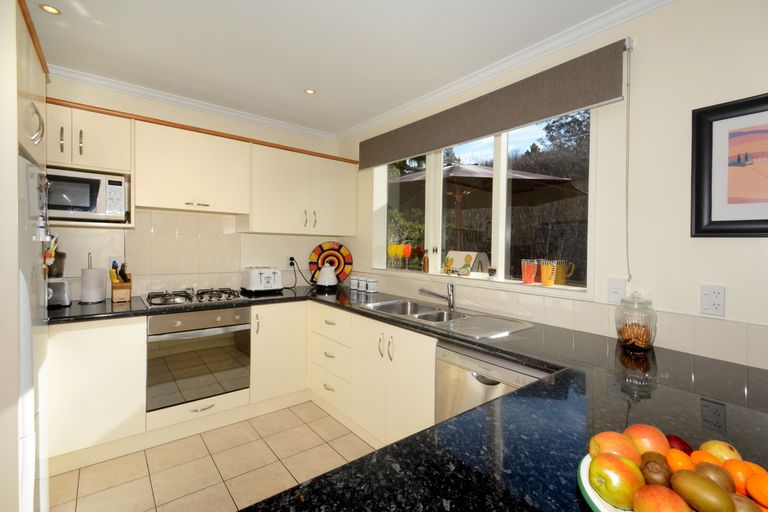 Photo of property in 46 Pioneer Crescent, Helensburgh, Dunedin, 9010