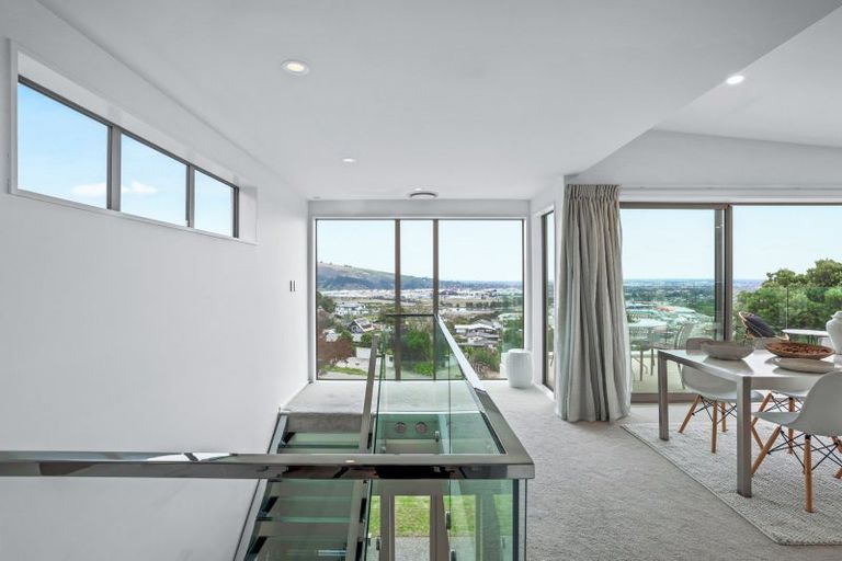 Photo of property in 320 Cannon Hill Crescent, Mount Pleasant, Christchurch, 8081