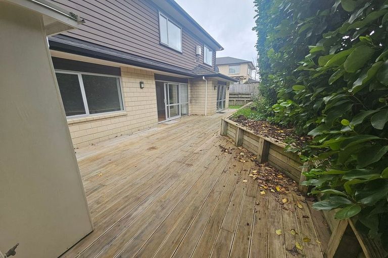 Photo of property in 831a Chapel Road, Shamrock Park, Auckland, 2016