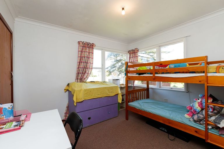 Photo of property in 23 Duff Crescent, Highbury, Palmerston North, 4412