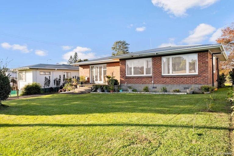 Photo of property in 35 Rimu Road, Manurewa, Auckland, 2102