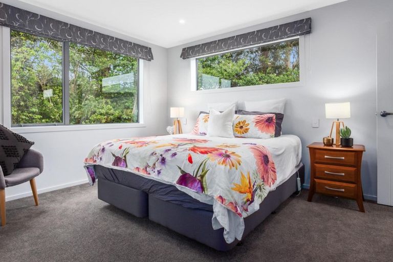 Photo of property in 3a Breakwater Way, Whitby, Porirua, 5024