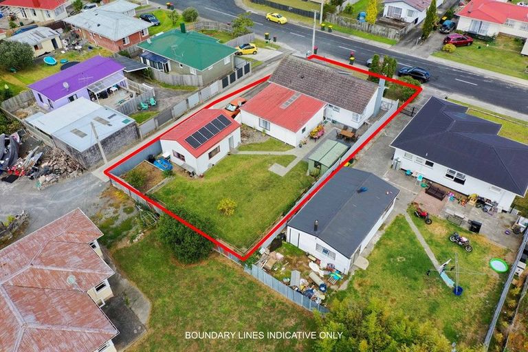 Photo of property in 57 Cargill Street, Papakura, 2110