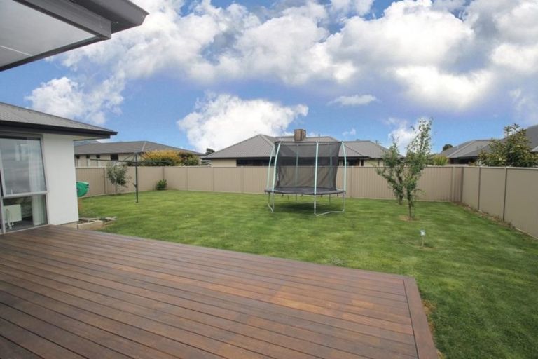 Photo of property in 6 Roblyn Place, Mosgiel, 9024