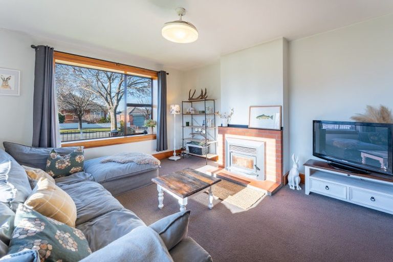 Photo of property in 20 Hill View Crescent, Highfield, Timaru, 7910