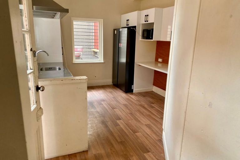 Photo of property in 8 Riego Street, North Dunedin, Dunedin, 9016