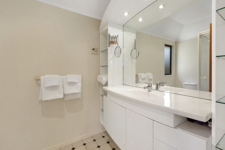 Photo of property in 11 Conifer Court, Raumati Beach, Paraparaumu, 5032