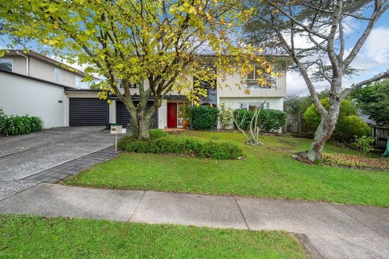 Photo of property in 2/371 East Coast Road, Mairangi Bay, Auckland, 0630