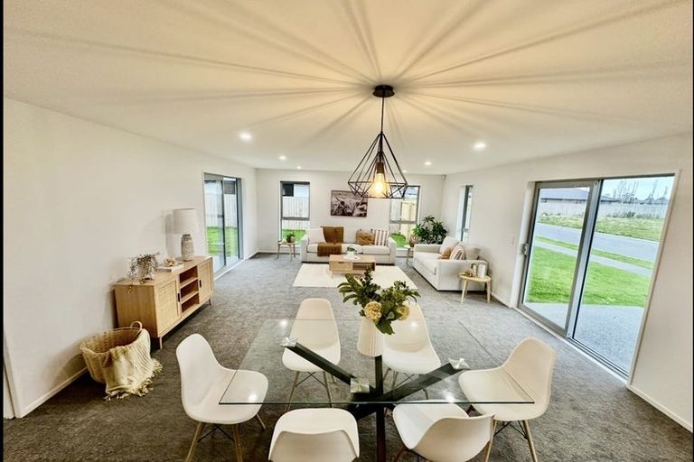 Photo of property in 49 Suffolk Drive, Kirwee, 7571