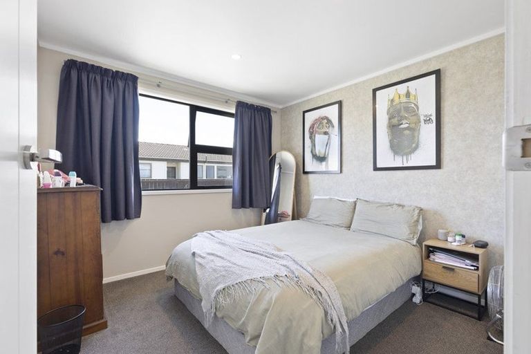 Photo of property in 7 Colonial Place, Kelvin Grove, Palmerston North, 4414