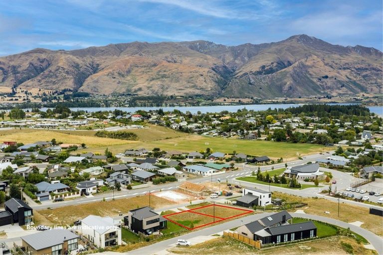 Photo of property in 10 Tuke Lane, Wanaka, 9305
