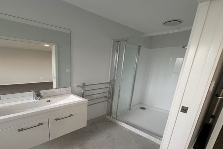 Photo of property in 12c Greenock Road, Ranui, Auckland, 0612