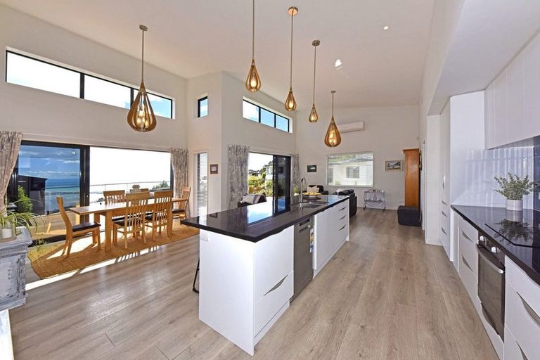 Photo of property in 3 Stoneyridge Close, Mount Pleasant, Christchurch, 8081