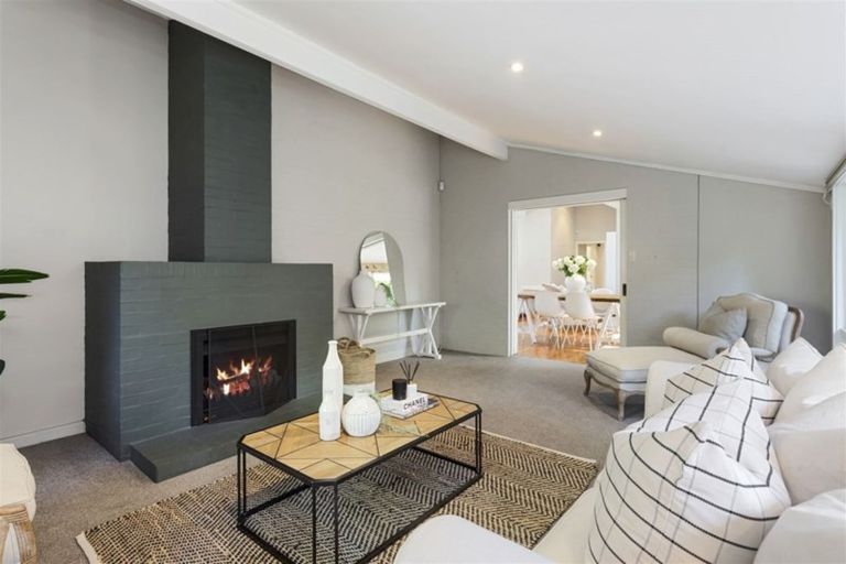 Photo of property in 17 Chepstow Avenue, Fendalton, Christchurch, 8052