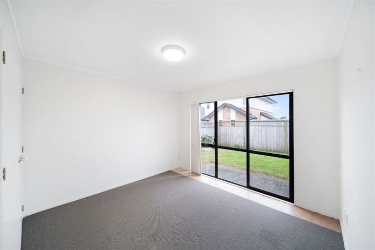Photo of property in 2/45a Great South Road, Manurewa, Auckland, 2102