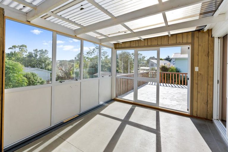Photo of property in 8 Earls Place, Onerahi, Whangarei, 0110