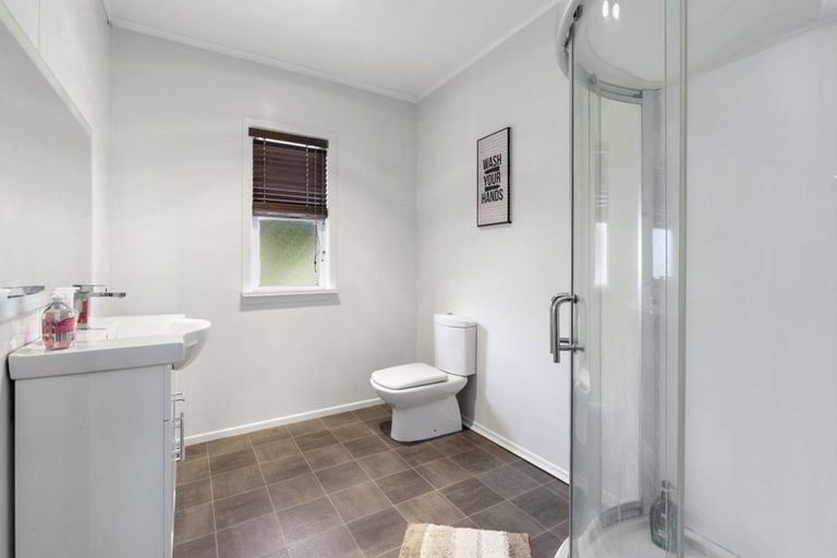 Photo of property in 30 Moores Valley Road, Wainuiomata, Lower Hutt, 5014