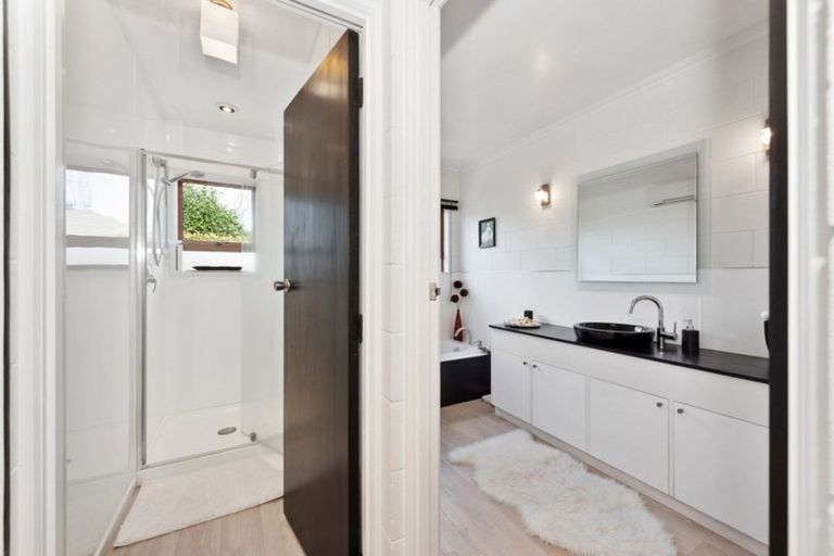 Photo of property in 22 Seamer Place, St Andrews, Hamilton, 3200