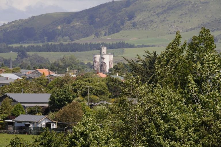 Photo of property in 80 Painstown Road, Waimate, 7978