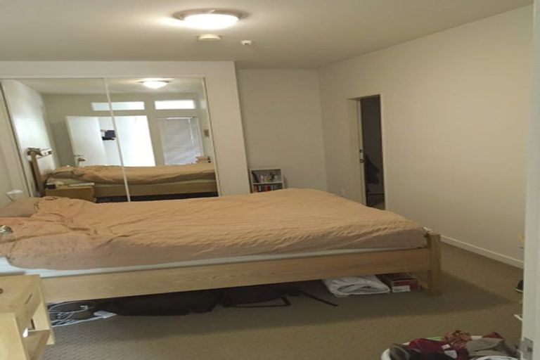 Photo of property in Budget Car Rental, 2/81 Ghuznee Street, Te Aro, Wellington, 6011