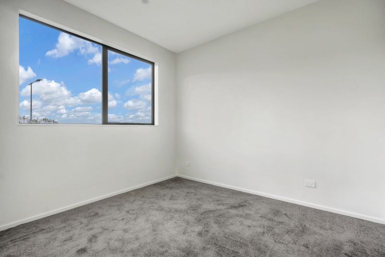 Photo of property in 44 Kapehu Road, Silverdale, 0932