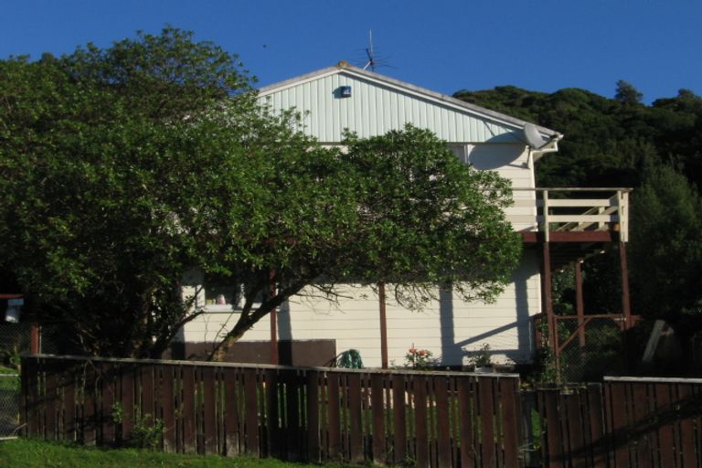 Photo of property in 66 Rangituhi Crescent, Takapuwahia, Porirua, 5022