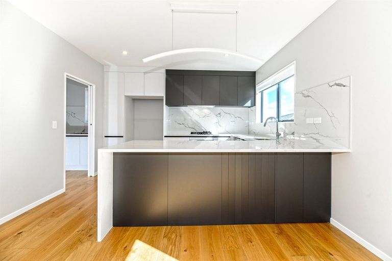 Photo of property in 8a Jeff Place, Howick, Auckland, 2014
