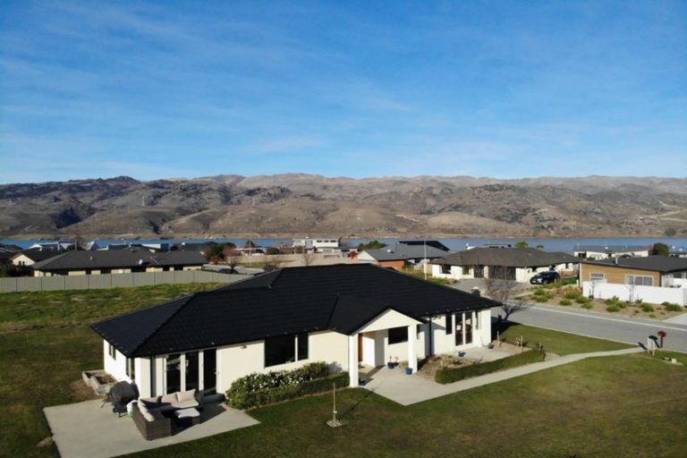 Photo of property in 3 De Bettencor Place, Mount Pisa, Cromwell, 9383