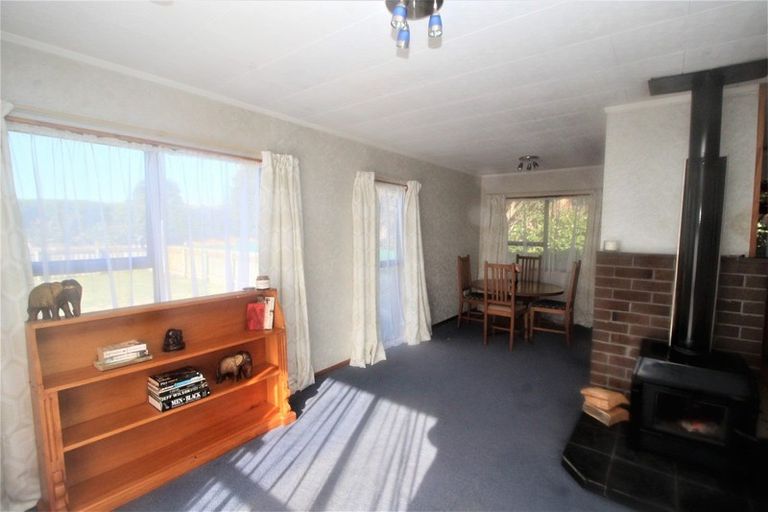 Photo of property in 129 Mclean Street, Woodville, 4920