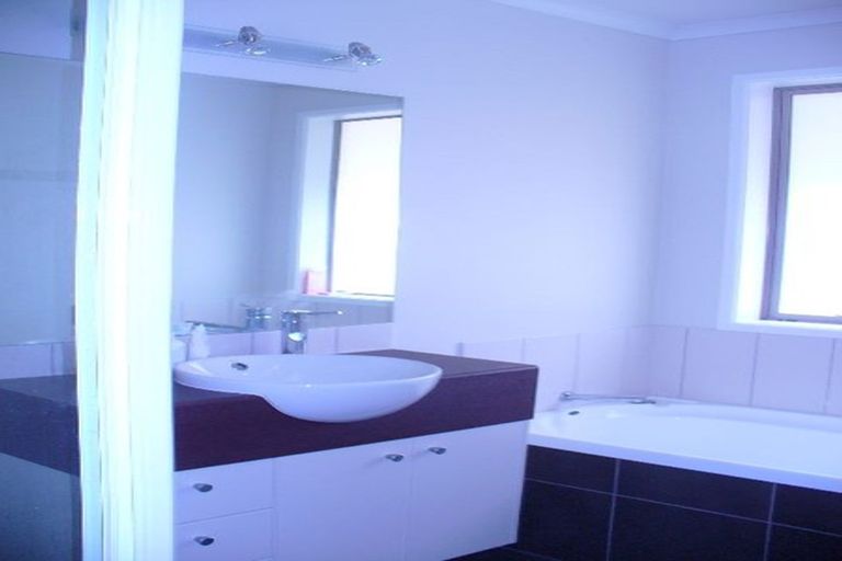 Photo of property in 3a Kiwi Avenue, Forest Lake, Hamilton, 3200