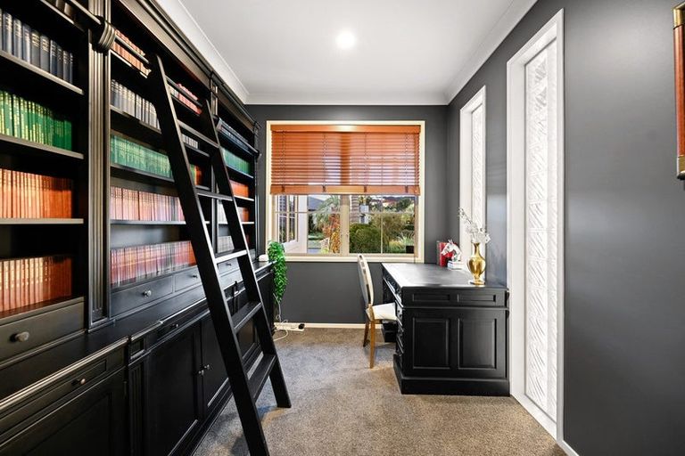 Photo of property in 18 Raungawari Drive, Huntington, Hamilton, 3210