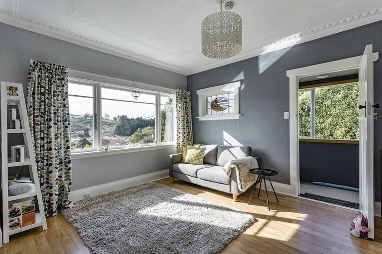 Photo of property in 21 Scotland Terrace, Green Island, Dunedin, 9018