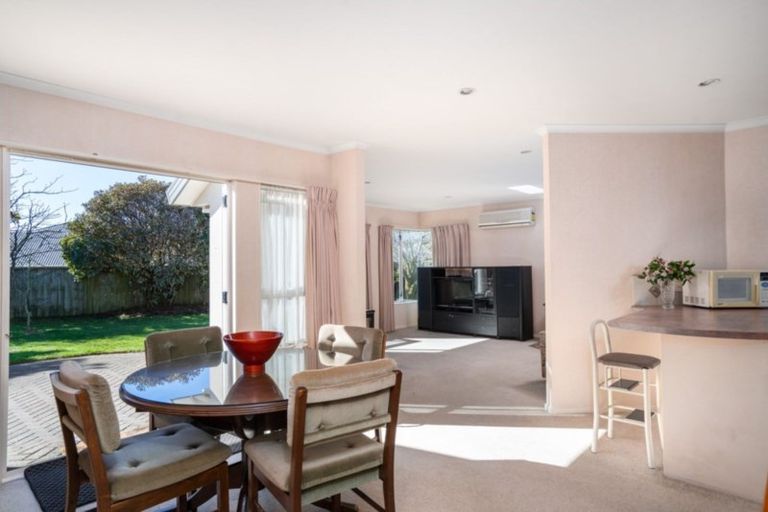 Photo of property in 51 Balmoral Drive, Hilltop, Taupo, 3330