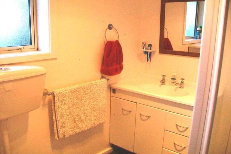 Photo of property in 2/20 Peer Street, Upper Riccarton, Christchurch, 8041