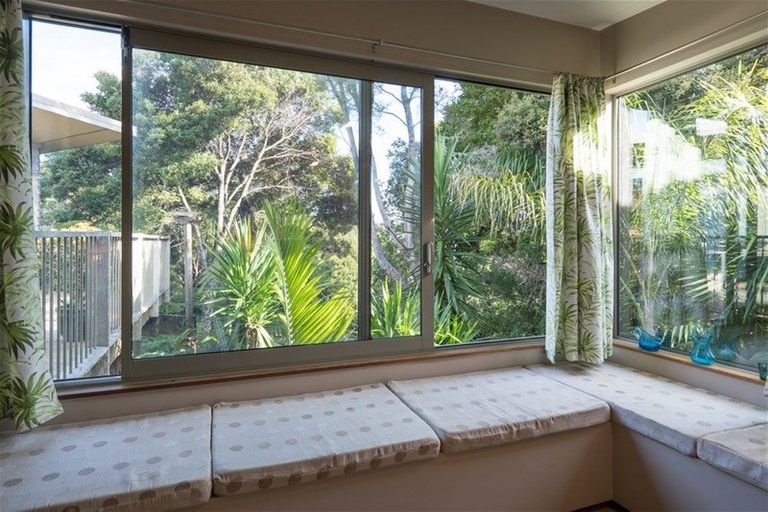 Photo of property in 17 Taumata Close, Paihia, 0200