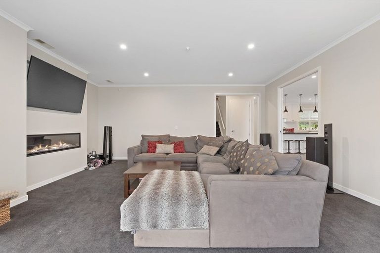 Photo of property in 402 Paremoremo Road, Paremoremo, Auckland, 0632