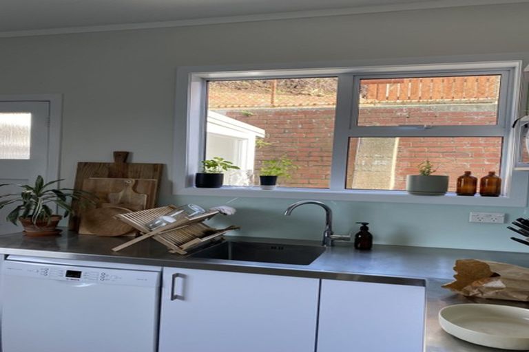 Photo of property in 30 Brighton Street, Island Bay, Wellington, 6023