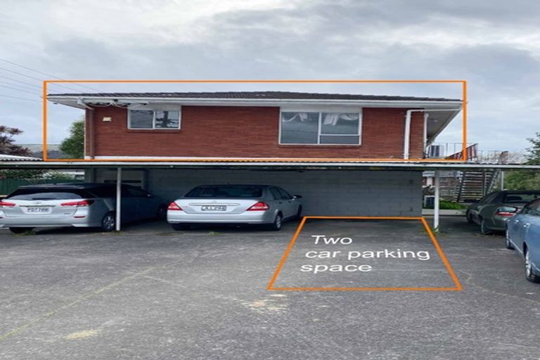 Photo of property in 112 Lynwood Road, New Lynn, Auckland, 0600