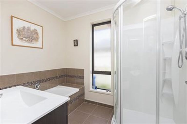 Photo of property in 6 Piper Lane, Snells Beach, 0920