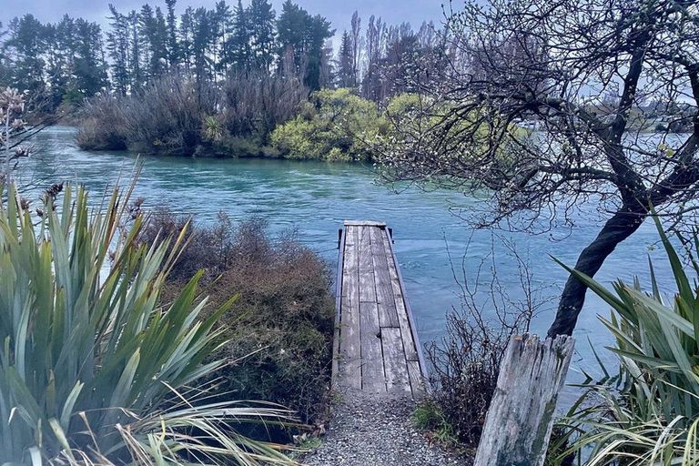 Photo of property in 120 Lagoon Avenue, Albert Town, Wanaka, 9305