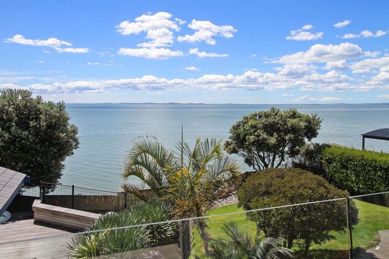 Photo of property in 26 Crispe Road, Clarks Beach, 2122