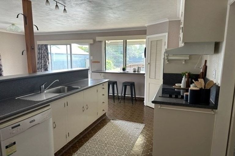 Photo of property in 111 Garnett Street, Raureka, Hastings, 4120